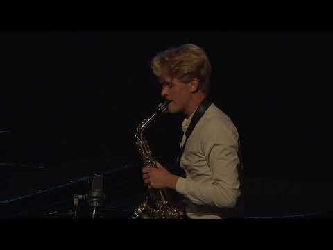 Ari Sigurdarson - Sonate a la maniere de Francis Poulenc (Wijnand van Klaveren)