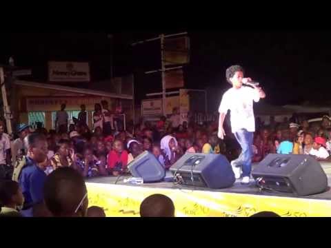 Wayne J live @Spanish Town Jamaica (Jamaica's Independence 2013)