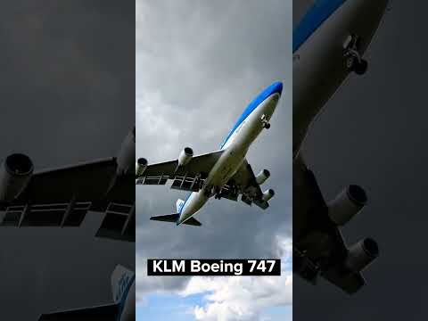 KLM 747 close up