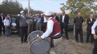 preview picture of video 'Grupi Muzikor Bien Tupanat-Vushtrri-Pjesa 1'