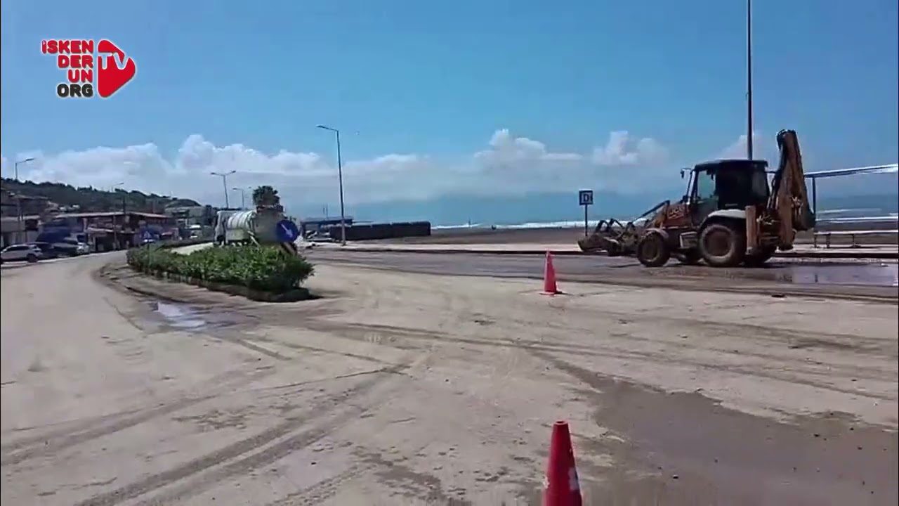 Samandağ’da Sel Sonrası Temizlik Seferberliği