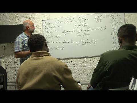 Centro de refugiados en Roma ofrece mucho más que un lugar acogedor