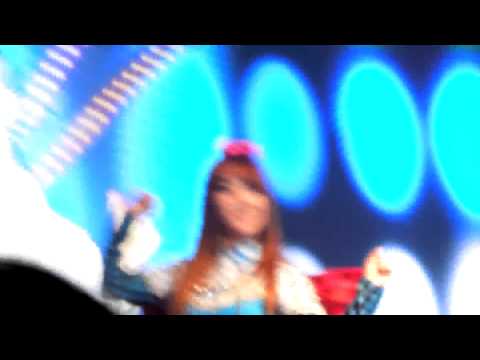 [121225] BrowneyedGirls concert "Tonight 37.2℃" - Narsha dancing "Lipstick"