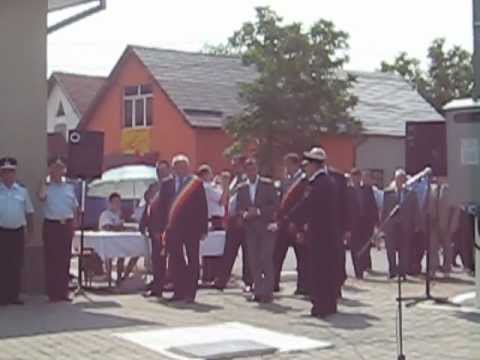 02 Inaugurarea SMURD la Raciu - 14 iulie 2012 - sosirea oficialitatilor - MVI_3550.AVI