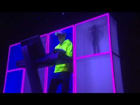 Pet Shop Boys - Rent (Live At Auditorio Nacional - Cubism)