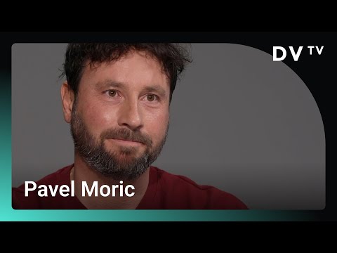 Máme závislost na dramatech, realita už je pro některé lidi nudná, říká Moric v rozhovoru o krizích