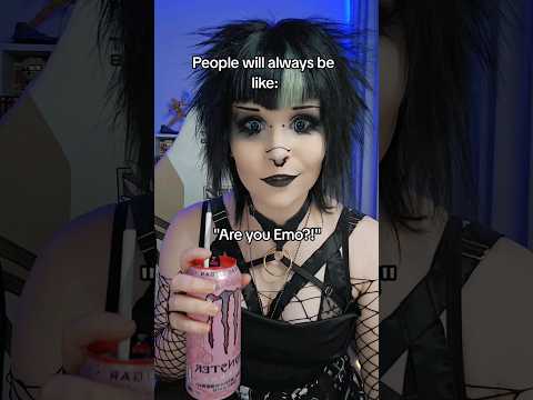 It do be like that 😀 #emogirl #emo #irish #goth #alternative #monsterenergy #gothgirl
