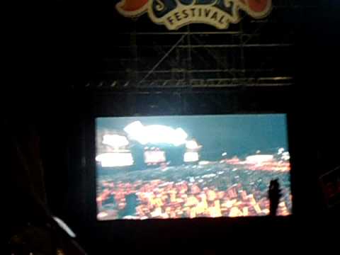 gravei o bruno mars entrando no show!!!!