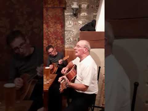Trad session in collies  (the Grove bar )