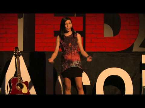 Yo, mi, me, conmiedo | Neus Ferri | TEDxAlcoi