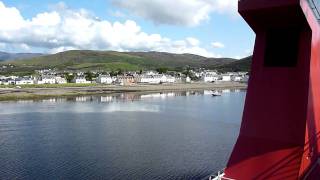 preview picture of video 'Arriving in Ullapool on MV Isle of Lewis HD'
