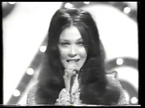 Sandie Jones – "Ceol an ghrá" (National Song Contest 1972, 1st)