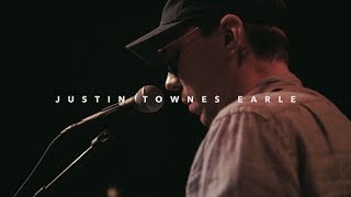 Justin Townes Earle - What's She Crying For