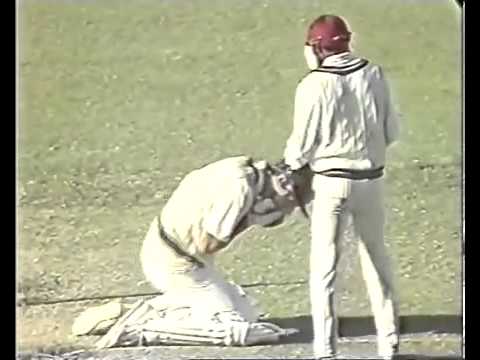 PAIN DEADLY Curtly Ambrose BROKEN JAW and OUT! vs Geoff Lawson 1988
