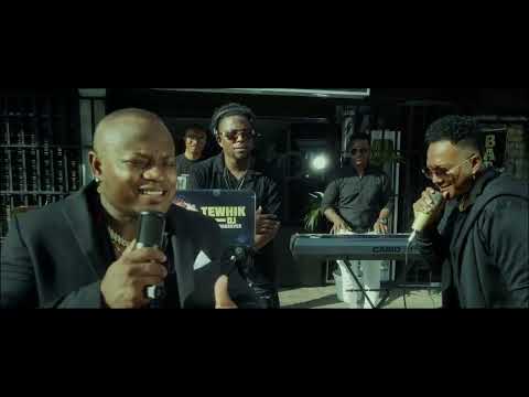 Railly ft Alex el Romántico - Devuélveme La Vida  #salsaurbana (2025-2026)