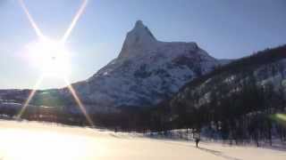 preview picture of video 'Freeride skiing at Narvik 2012'