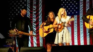 Rhonda Vincent & The Rage / My Sweet Love Ain't Around