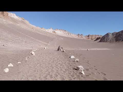 Valle de la Luna (Valley of the Moon) walking up