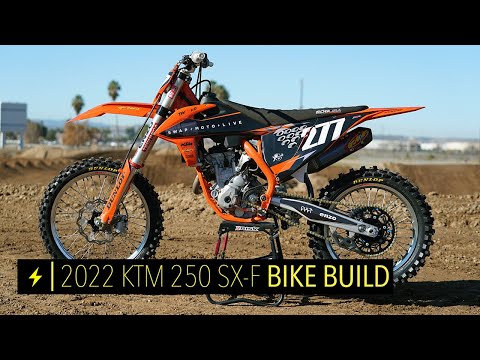 We Build a SX Race Bike to Help a Privateer! | Track Tested