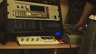 Video thumbnail for The many faces of TX81Z by vinyljunkie07