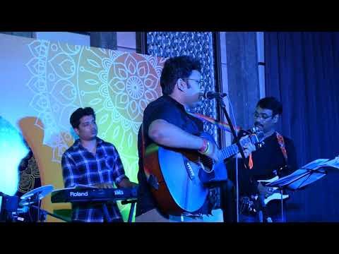 Kunal Kushwaha  Bheegi Bheegi Si hai Raatein Live @ hotel Shangri-la