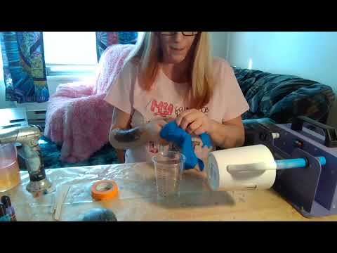 How to do epoxy resin on a coffee mug?