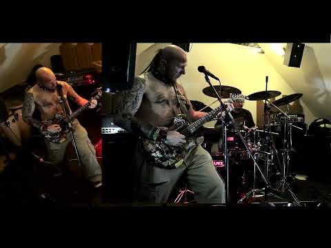 2013.01.26 Aggressive Tyrants - Jelenka - Český Krumlov  (jan hric)