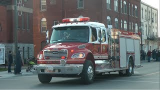 preview picture of video 'Petrolia Christmas Parade - Petrolia, Courtright & Chemical Valley Fire Apparatus + OPP'