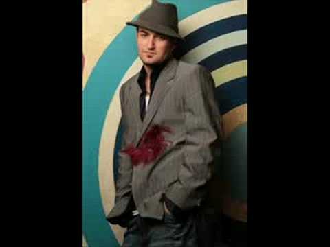 Smiley ft. Marius Moga - De-ai fi un cantec