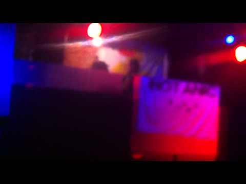 Jungle Bunny - Botanic Sound, Polibky a Ruže Perpetuum 2O11