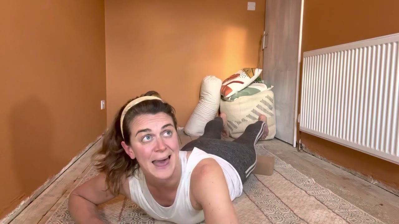 Lying Prone - Elevated Hips | Posture Ellie