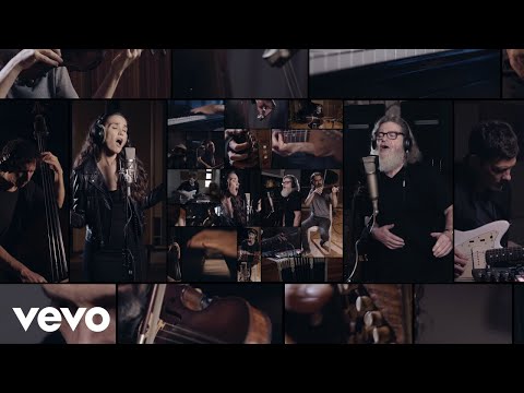 Bajofondo, Natalia Oreiro - Listo Pa'Bailar (Будем танцевать - Video Oficial)