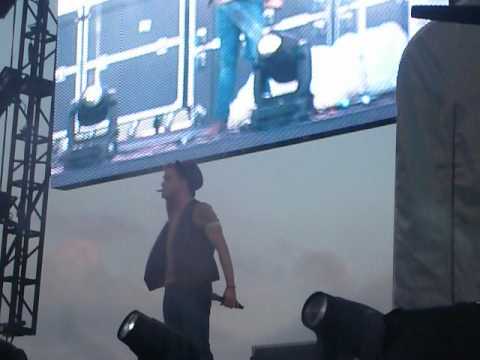 Olly Murs at Lytham Proms - Change Is Gonna Come