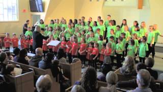 Cansing Youth Choir performs Oleana