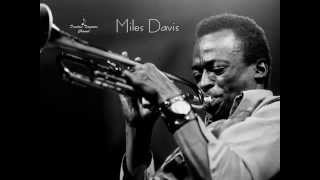 √♥ Smoke Gets In Your Eyes √ Miles Davis