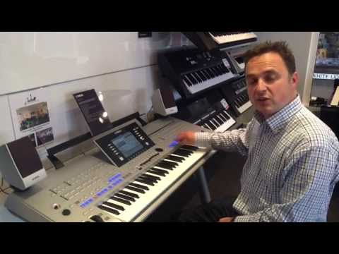 Emptying The 8 Blue Registration Buttons For New Sounds on Yamaha Tyros