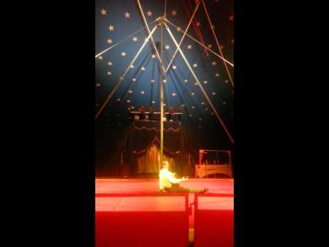 Will Hare - Chinese Pole Act 2014