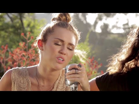 Miley Cyrus - The Backyard Sessions - "Look What They've Done To My Song"