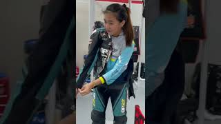 Download lagu Ada yang tau Nama Pembalap Wanita Satu ini? komen dong #fyp #shorts #dragbike mp3 Download lagu Ada yang tau Nama Pembalap Wanita Satu ini? komen dong #fyp #shorts #dragbike mp3