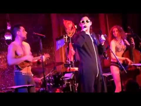 The Skivvies and Max Crumm - Teenage Dream/Never Gonna Give You Up