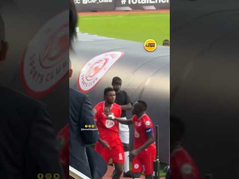 مشادة بين نغوما وحارس سيمبا بين الشوطين تشعل مواقع التواصل