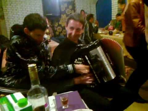 Marko Bacan i Nesa-DUET NA JEDNOJ HARMONICI