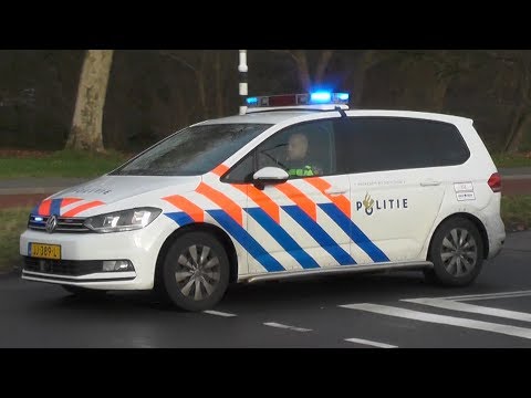 P1, 2x Politie Noodhulp Touran naar melding Stationsplein Leeuwarden