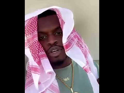 Sneakbo - Stuck in Dubai flexing the biggest White gold “A” chain ever