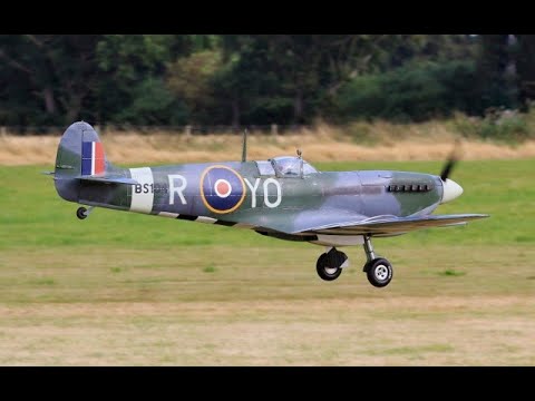vidéo - MICK REEVES 1/4 SCALE RC SPITFIRE - 100cc... - club ...