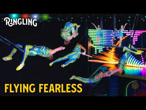 Criss-Cross Flying Trapeze – The Flying Caceres | Ringling