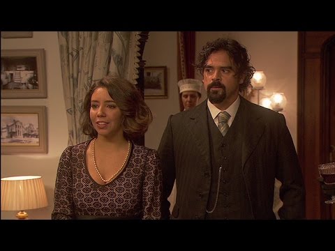 Puente Viejo C1251 - Emilia comunica a los vecinos de Puente Viejo que se marcha a Málaga