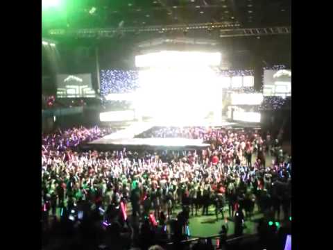 130826 Bekah's Instavid update: f(x) performance at KCON 2013