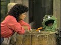 2287 Slimey Brushes His Teeth