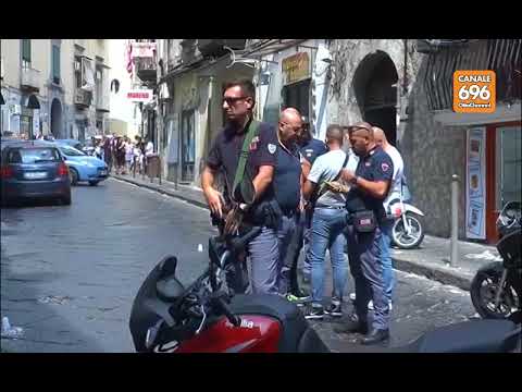 Molotov in casa, preso nipote del boss Misso